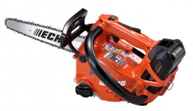 Forestry Journal: The DCS-2500T is an electric saw designed to meet the needs of the arborists and tree care professionals who use top-handle chainsaws daily for pruning and arboriculture.