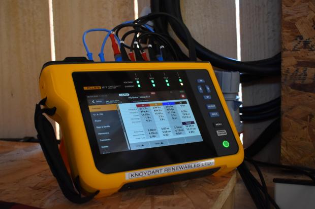 Forestry Journal: With this fluke analyser from Knoydart Renewables, it’s possible to see exactly what the mill’s power demands are on the hydro.